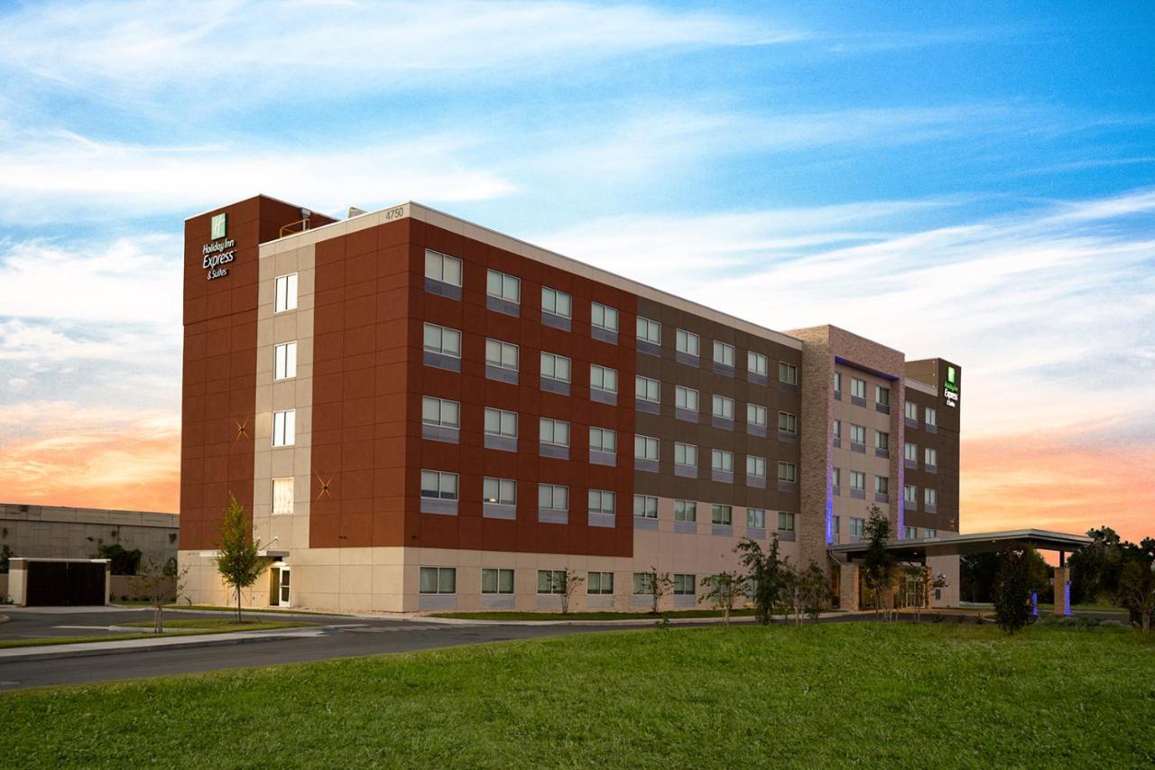Holiday Inn Express & Suites Sanford - Lake Mary By Ihg Exterior photo