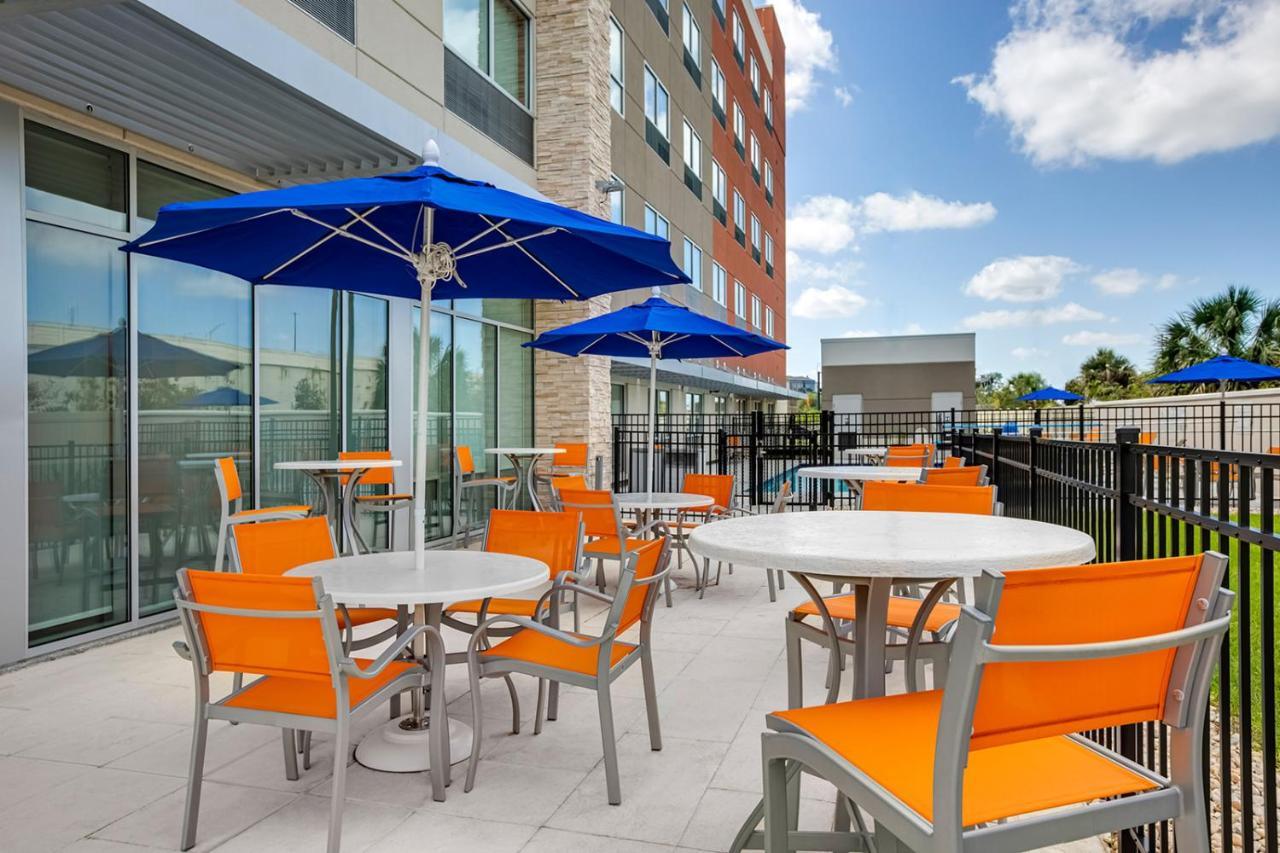 Holiday Inn Express & Suites Sanford - Lake Mary By Ihg Exterior photo