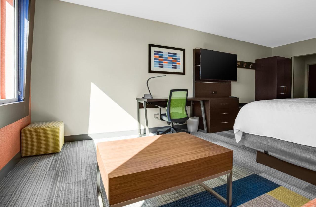Holiday Inn Express & Suites Sanford - Lake Mary By Ihg Exterior photo